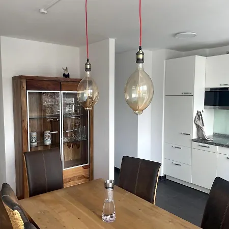 Διαμέρισμα Elegant Furnished In For Long